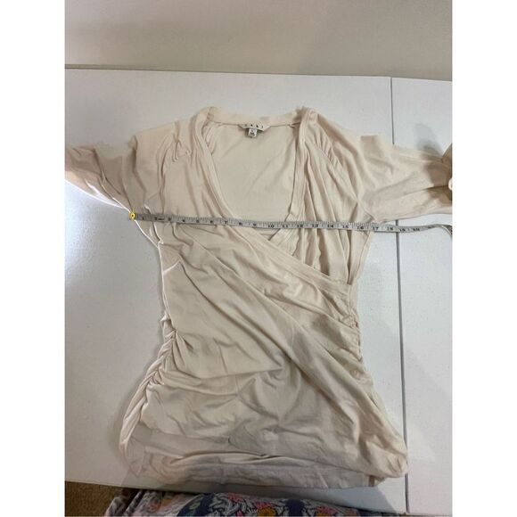 Cabi large bundle lot sleeveless blouse and wrap blouse - Picture 6 of 13